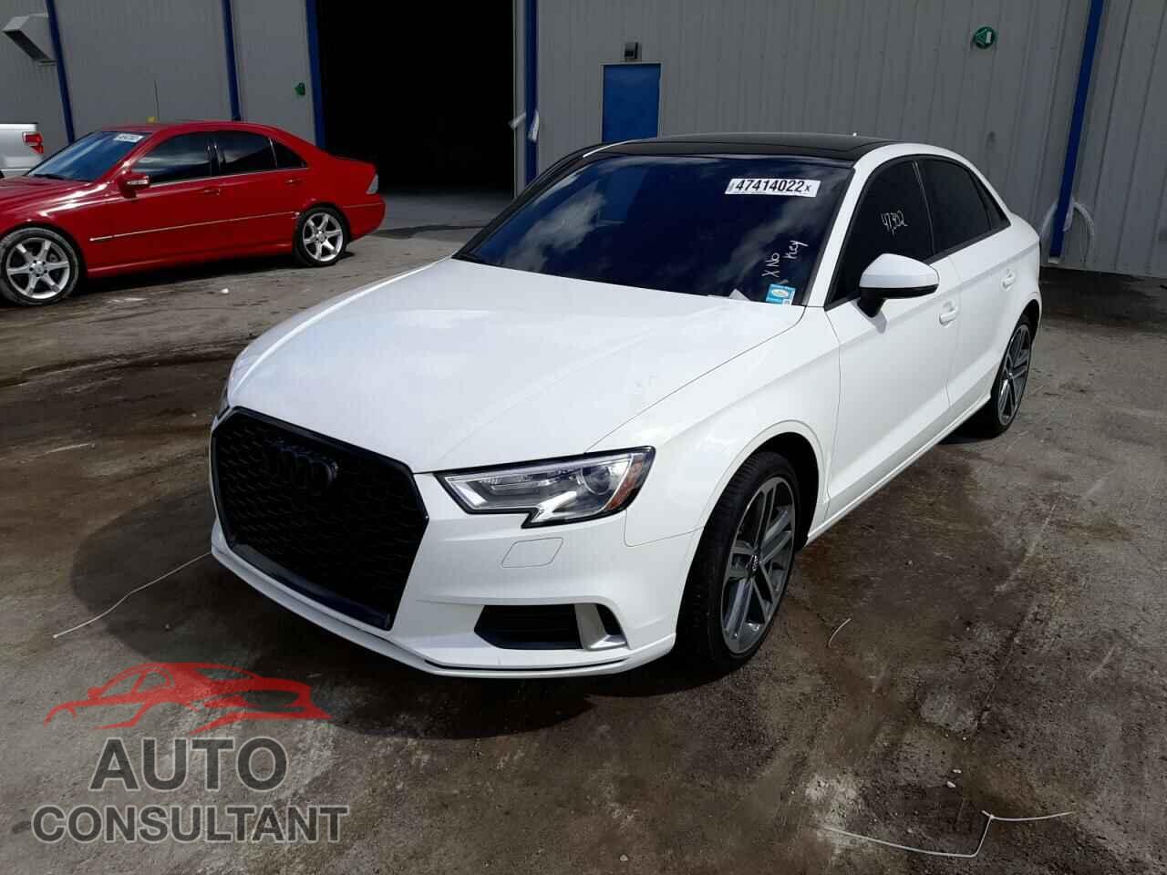 AUDI A3 2018 - WAUAUGFF7J1016749