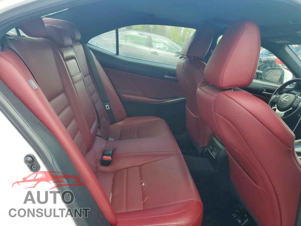LEXUS IS 2019 - JTHC81D23K5038401