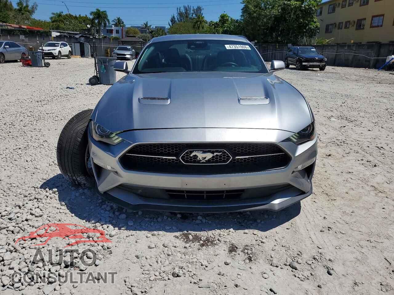 FORD MUSTANG 2021 - 1FA6P8TH2M5117048