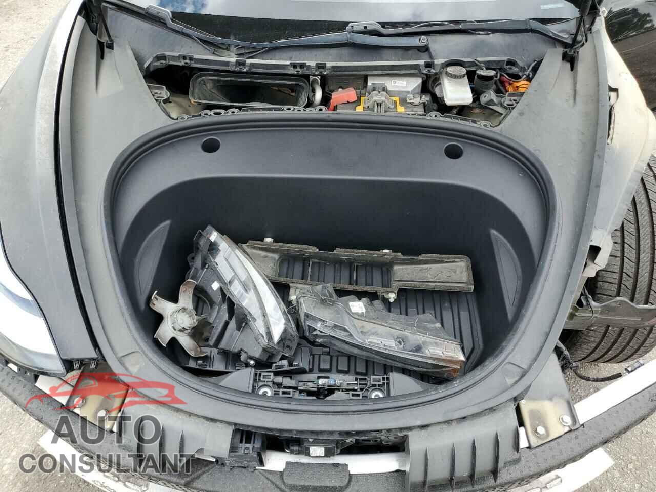 TESLA MODEL 3 2018 - 5YJ3E1EA0JF060420