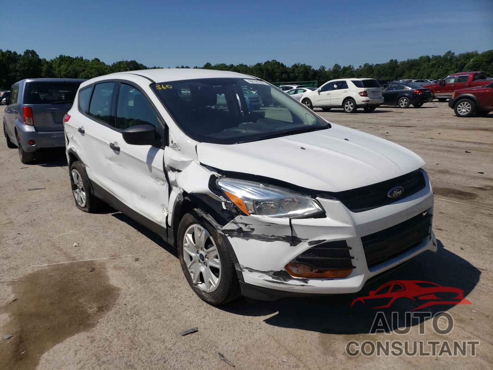 FORD ESCAPE 2016 - 1FMCU0F71GUB69044