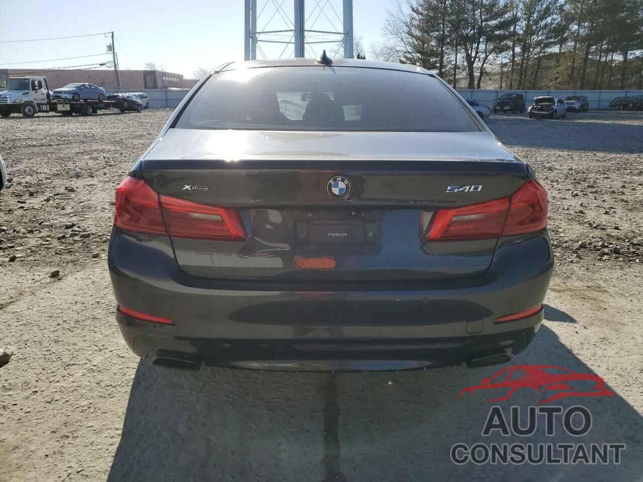 BMW 5 SERIES 2018 - WBAJE7C55JG891706