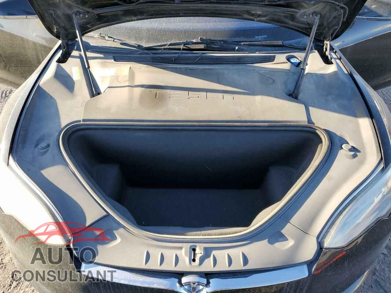 TESLA MODEL S 2016 - 5YJSA1E11GF158159