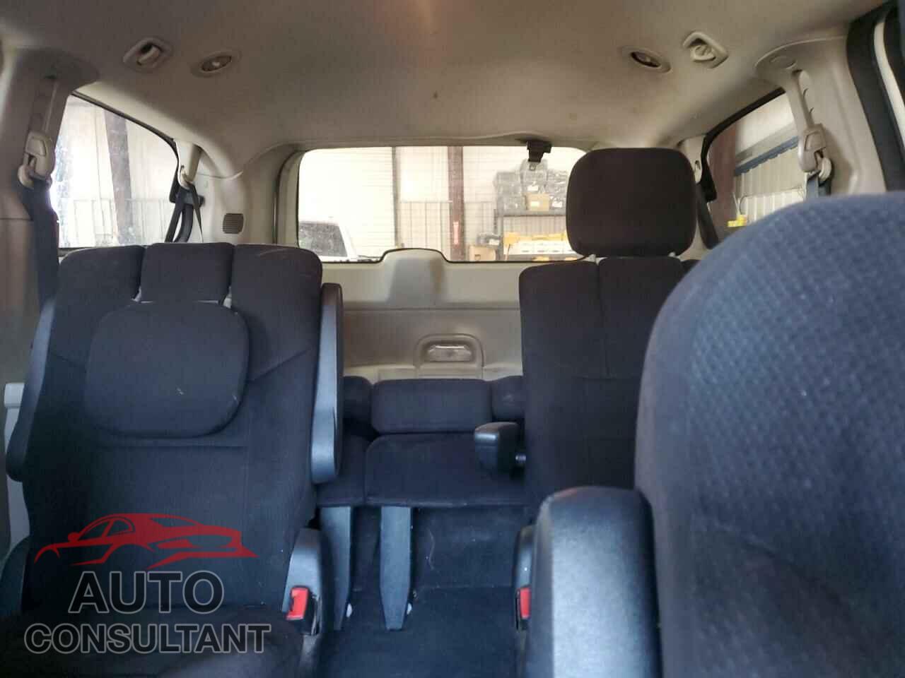 DODGE CARAVAN 2011 - 2D4RN3DG8BR637697