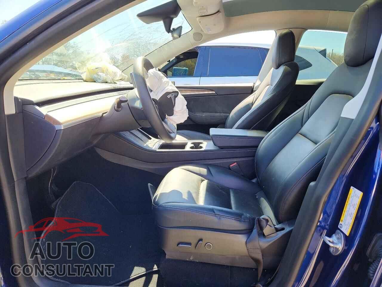 TESLA MODEL Y 2023 - 7SAYGDEE9PF648459