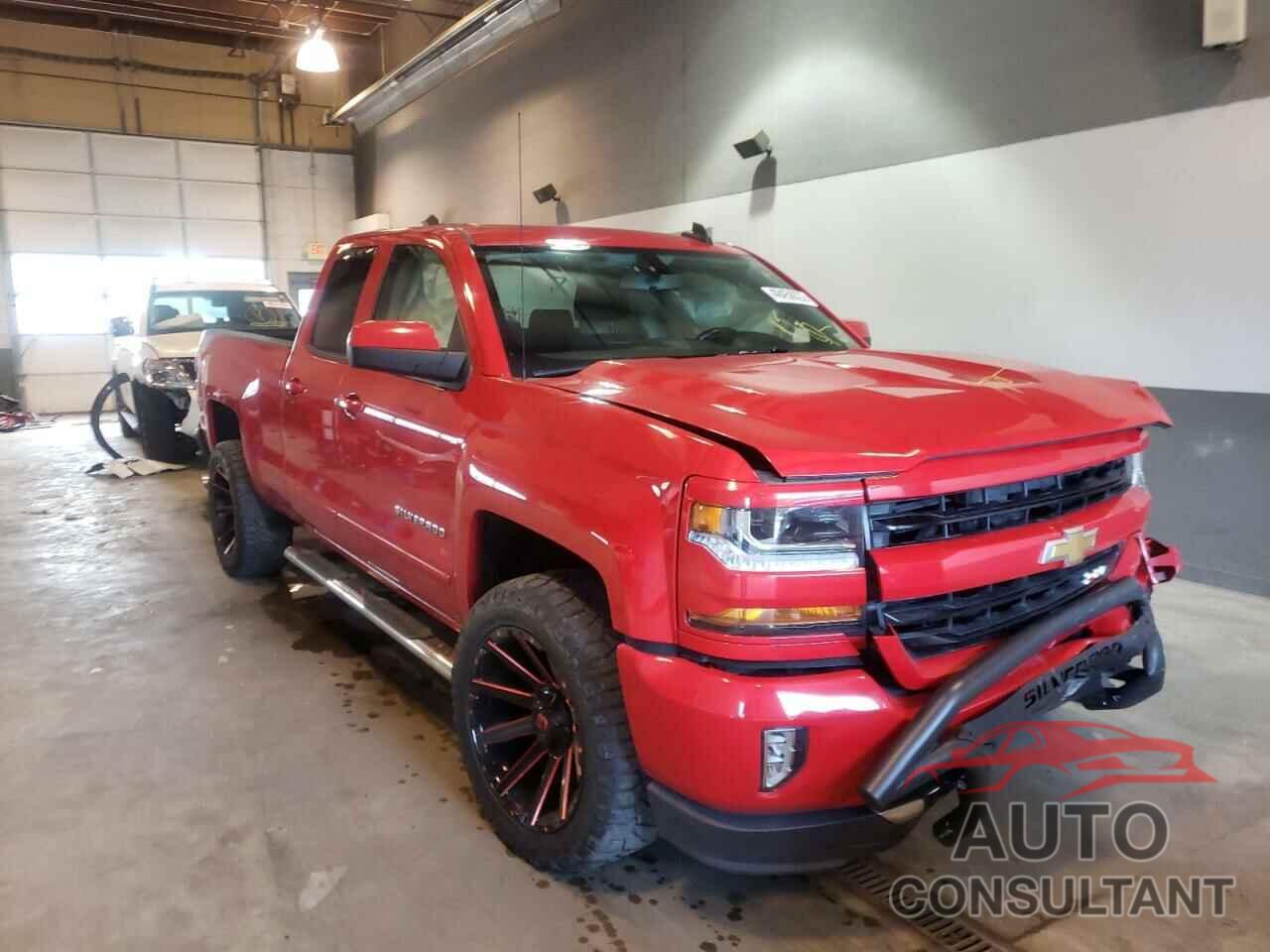 CHEVROLET SILVERADO 2018 - 1GCVKREC4JZ132537