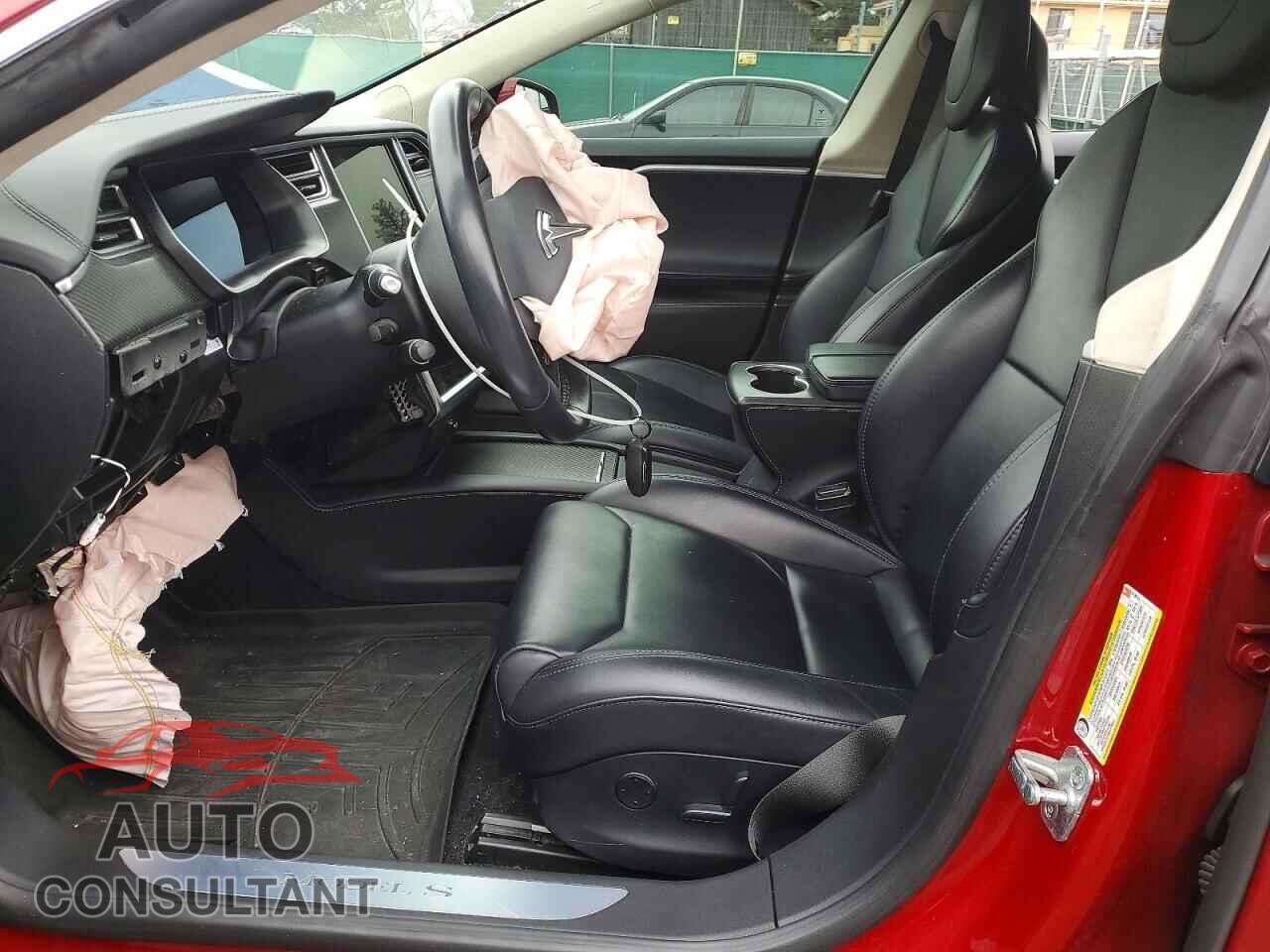 TESLA MODEL S 2017 - 5YJSA1E27HF213515