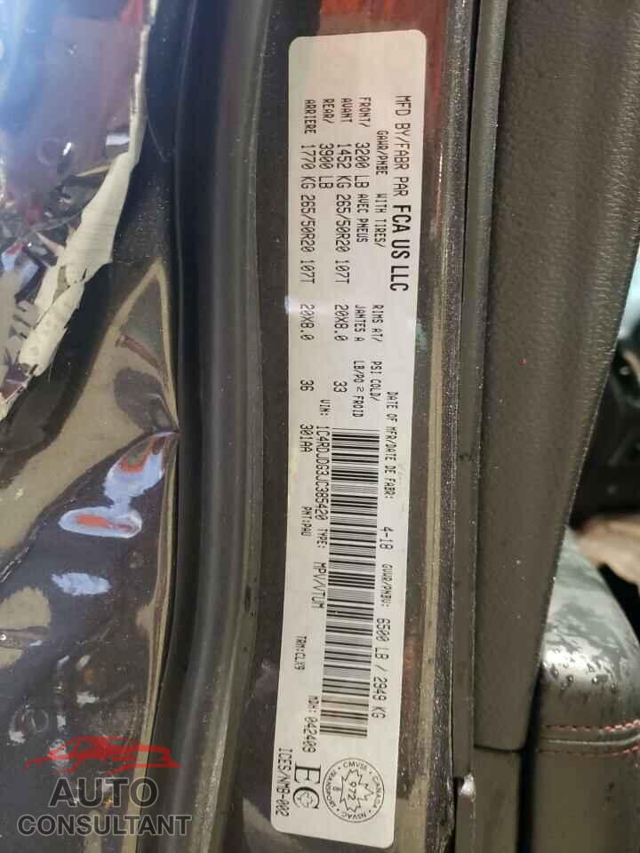 DODGE DURANGO 2018 - 1C4RDJDG3JC385420