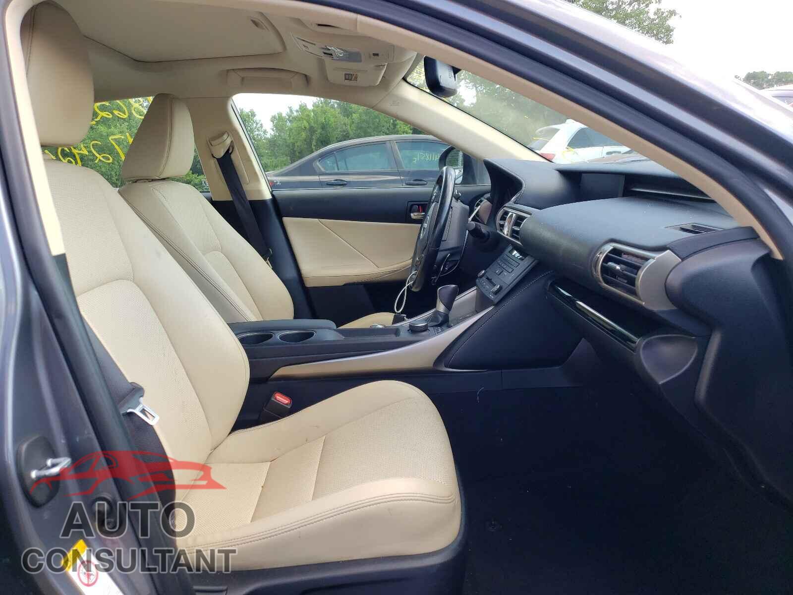 LEXUS IS 2016 - JTHCM1D20G5009831