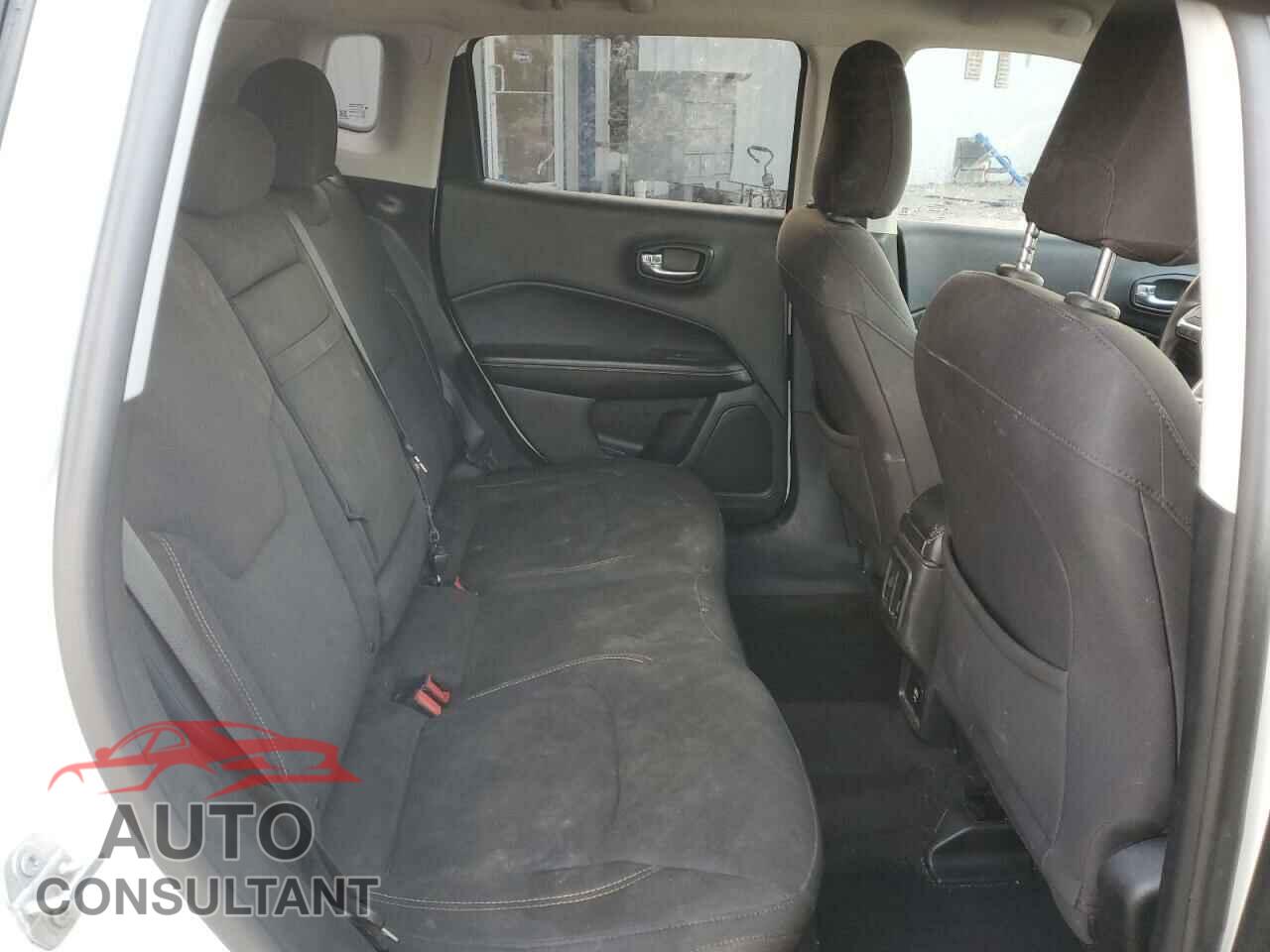 JEEP COMPASS 2017 - 3C4NJDAB5HT642738