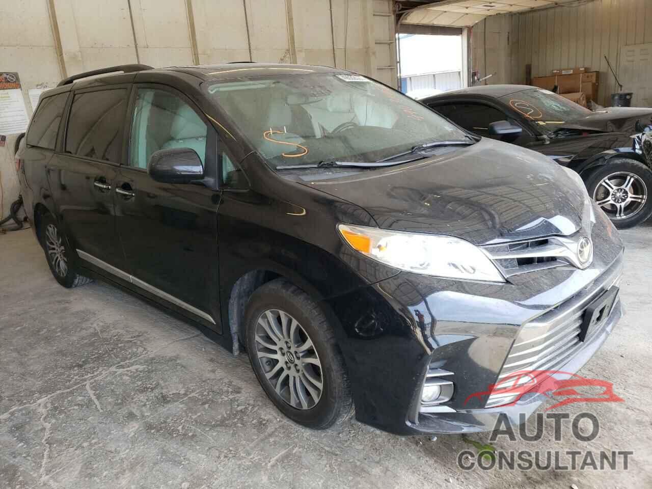 TOYOTA SIENNA 2018 - 5TDYZ3DC9JS913840