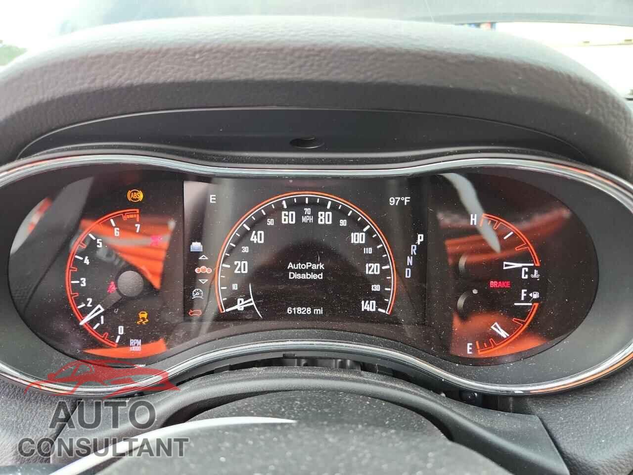 DODGE DURANGO 2018 - 1C4RDHAG4JC186583