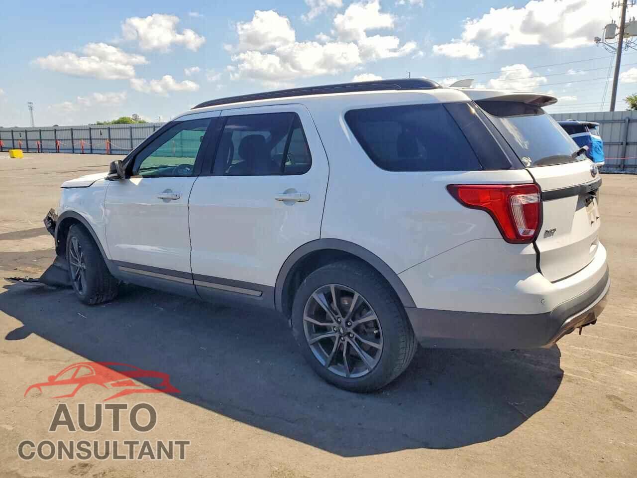 FORD EXPLORER 2017 - 1FM5K7D85HGD82601