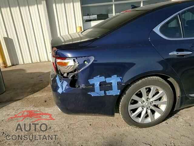 LEXUS LS460 2012 - JTHCL5EF6C5015378