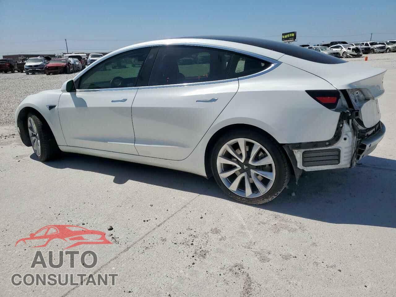 TESLA MODEL 3 2018 - 5YJ3E1EB3JF067581