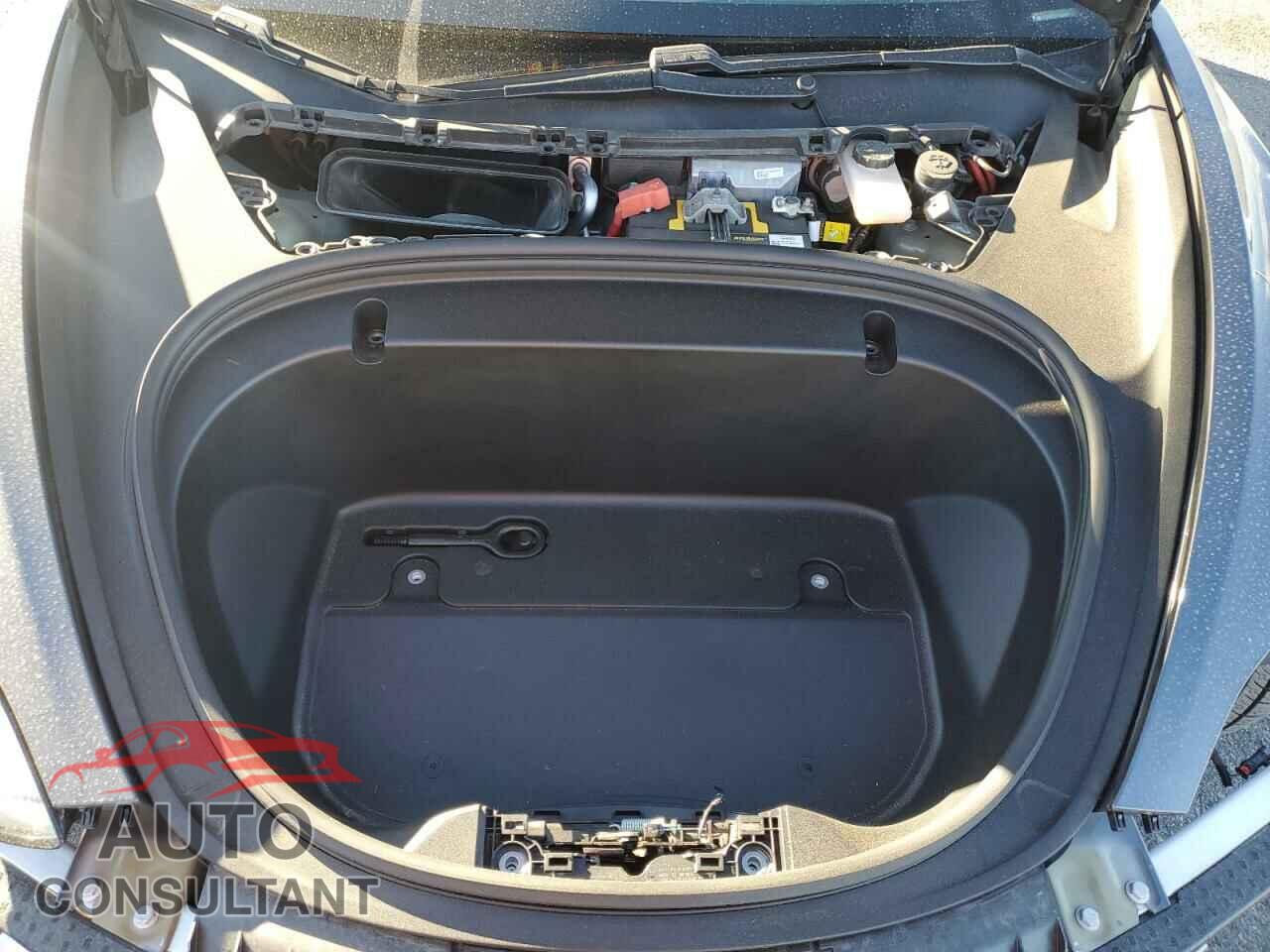 TESLA MODEL 3 2020 - 5YJ3E1EC2LF742414