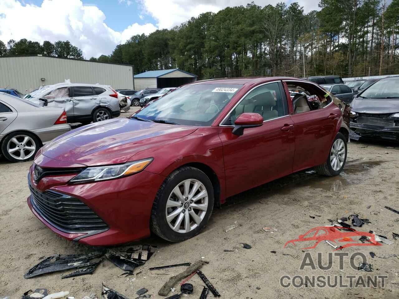TOYOTA CAMRY 2018 - 4T1B11HK3JU656281