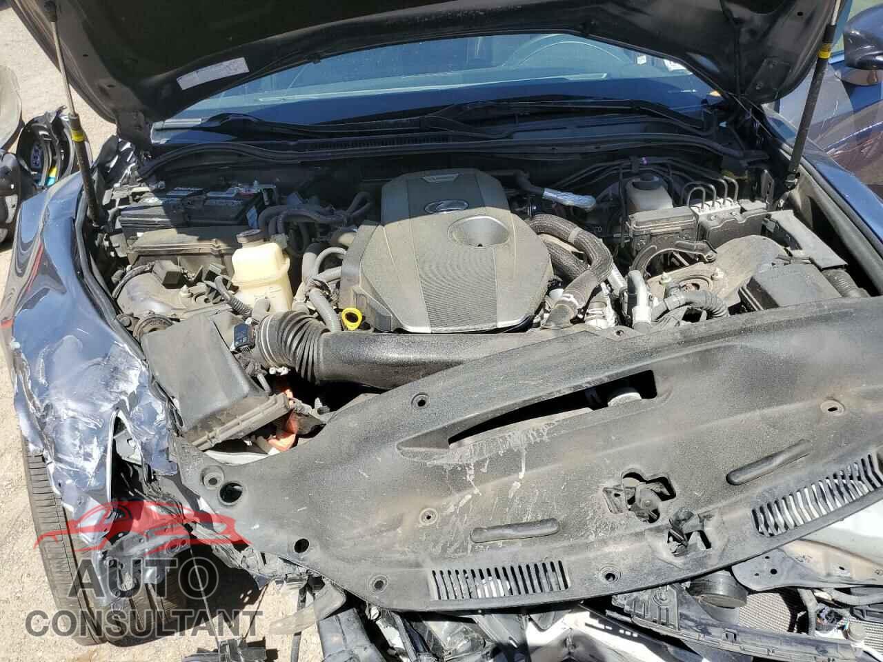 LEXUS IS 2018 - JTHBA1D26J5075005