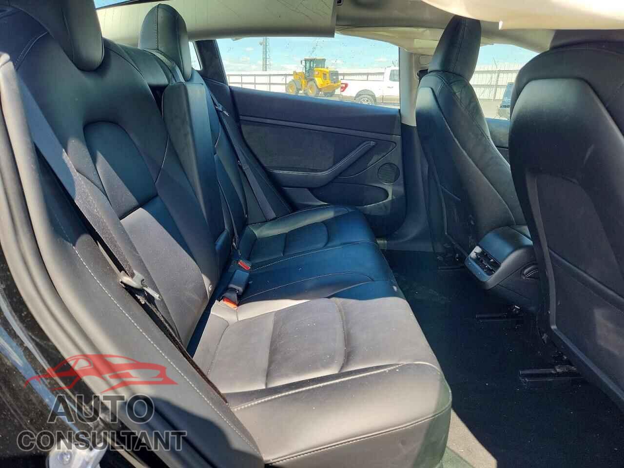 TESLA MODEL 3 2023 - 5YJ3E1EAXPF650245