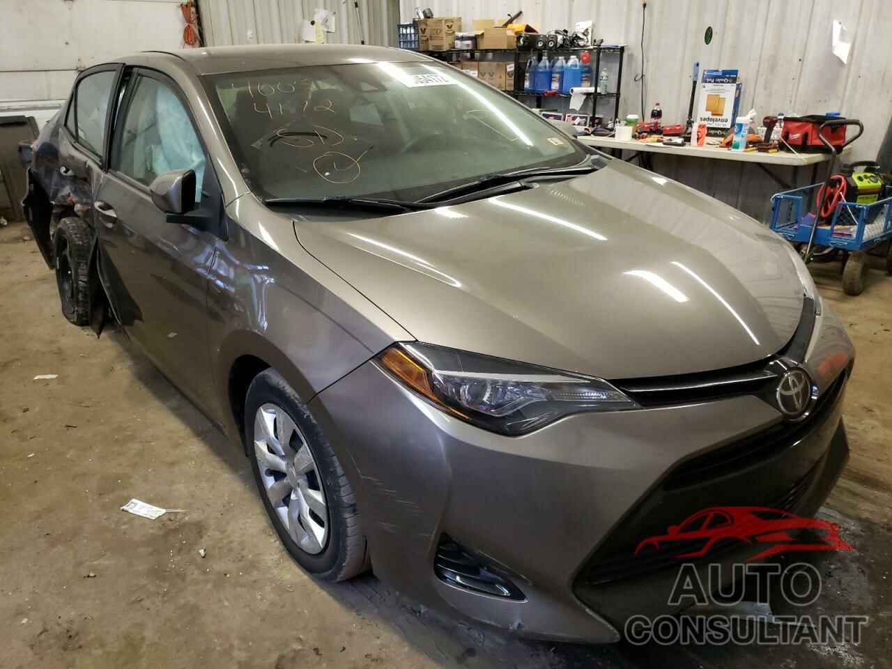 TOYOTA COROLLA 2018 - 2T1BURHEXJC021480