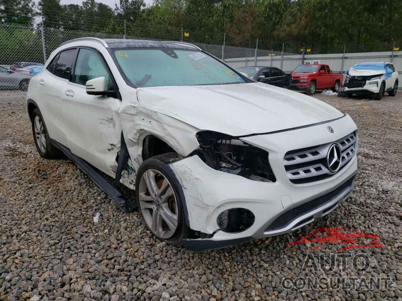 MERCEDES-BENZ GLA-CLASS 2018 - WDCTG4GB9JJ417243