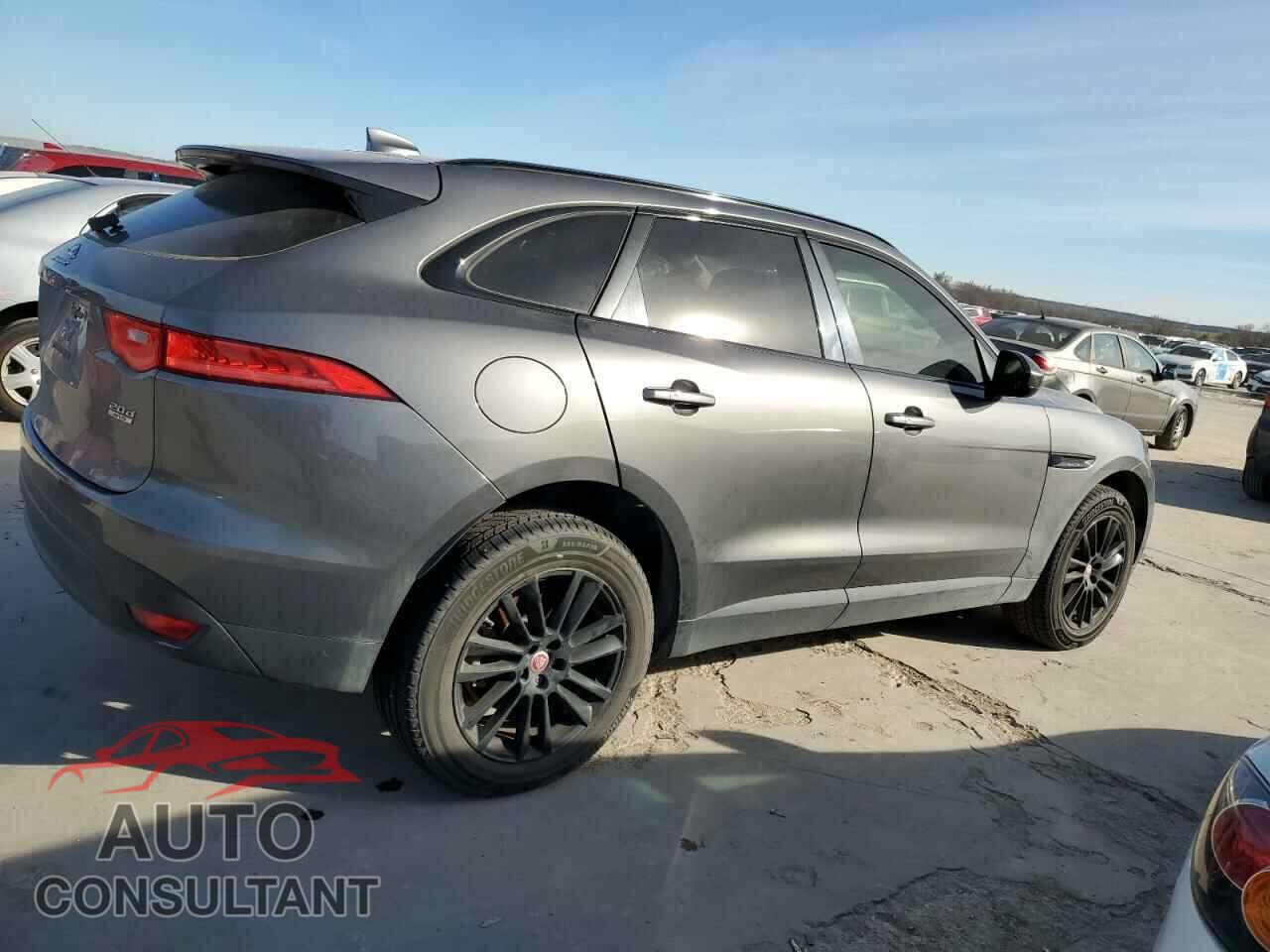 JAGUAR F-PACE 2017 - SADCK2BN8HA493951