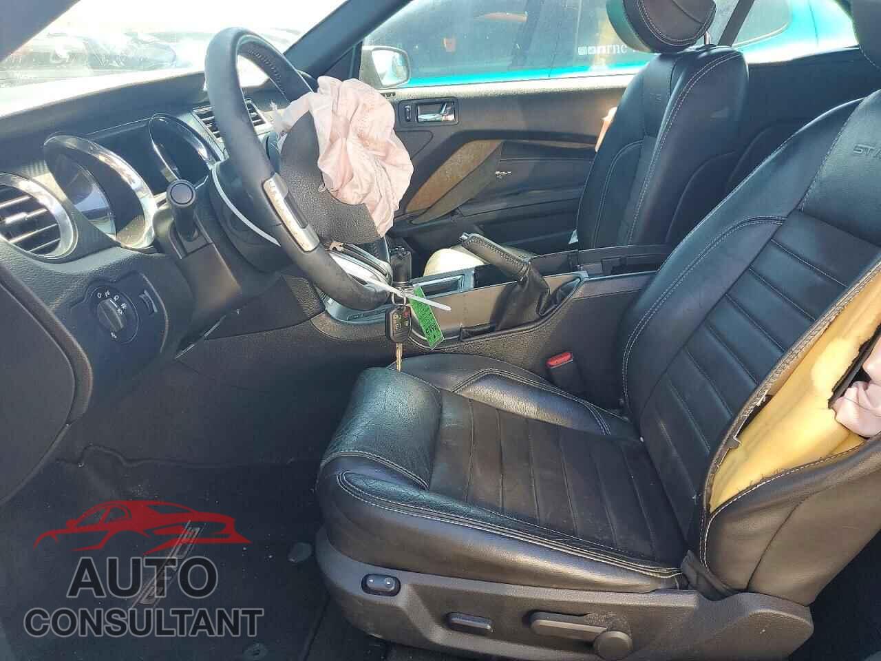 FORD MUSTANG 2014 - 1ZVBP8FF4E5245910
