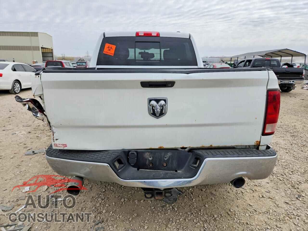 DODGE RAM 1500 2012 - 1C6RD7LT7CS126527