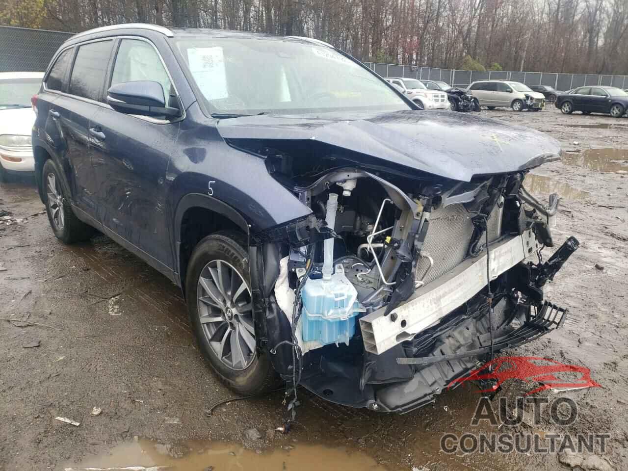TOYOTA HIGHLANDER 2018 - 5TDJZRFH8JS848461