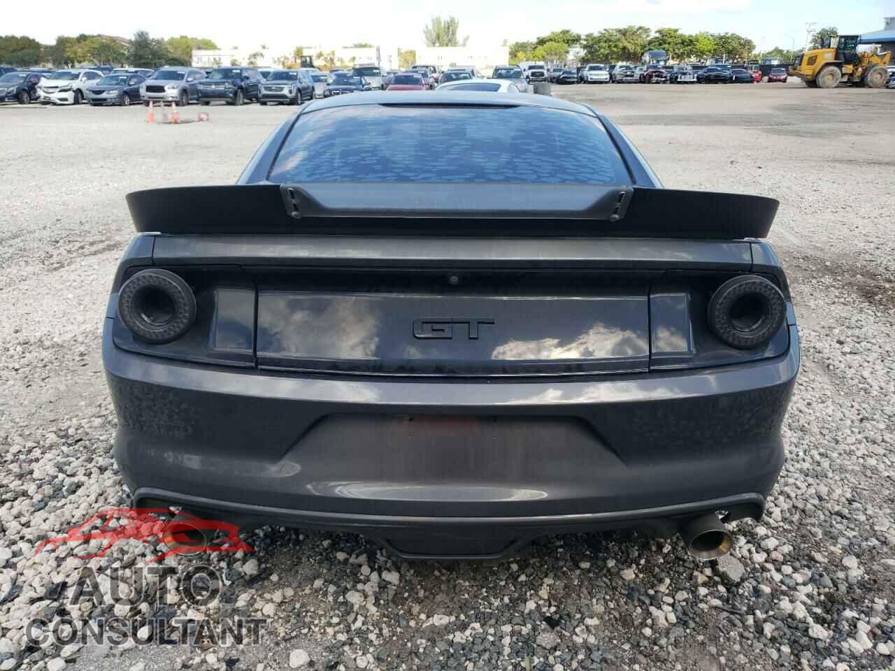 FORD MUSTANG 2017 - 1FA6P8CFXH5283063