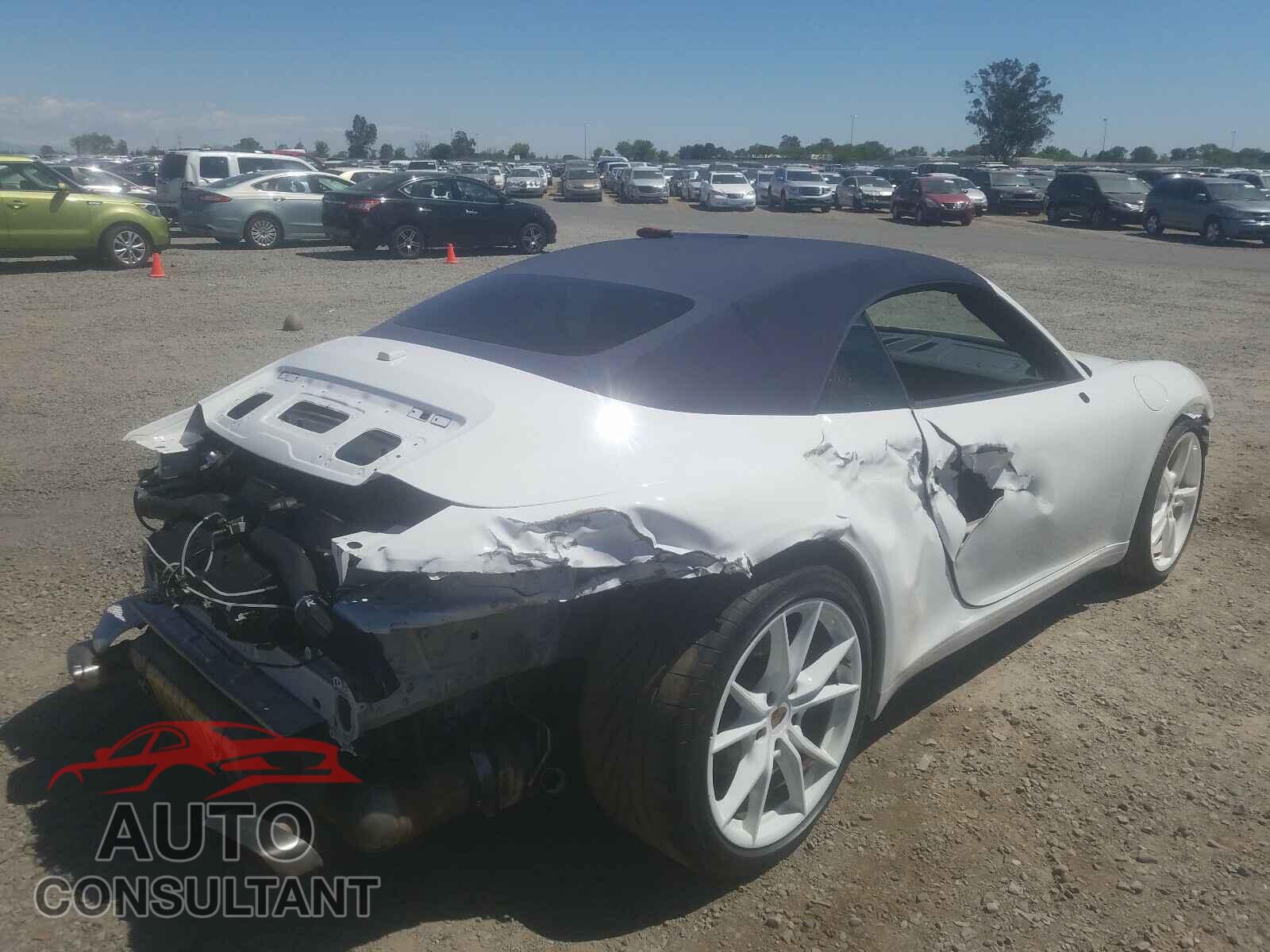 PORSCHE 911 2017 - WP0CA2A96HS142582