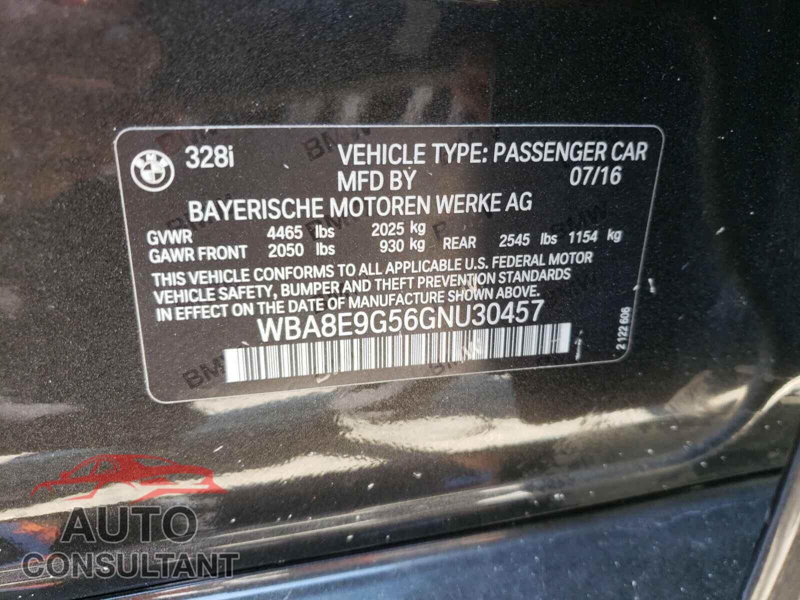 BMW 3 SERIES 2016 - WBA8E9G56GNU30457