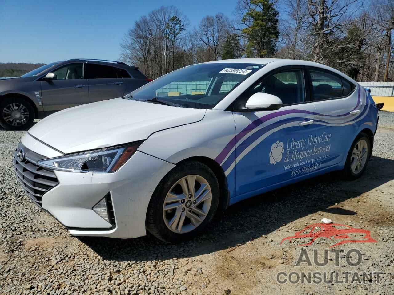 HYUNDAI ELANTRA 2019 - 5NPD84LF3KH486746