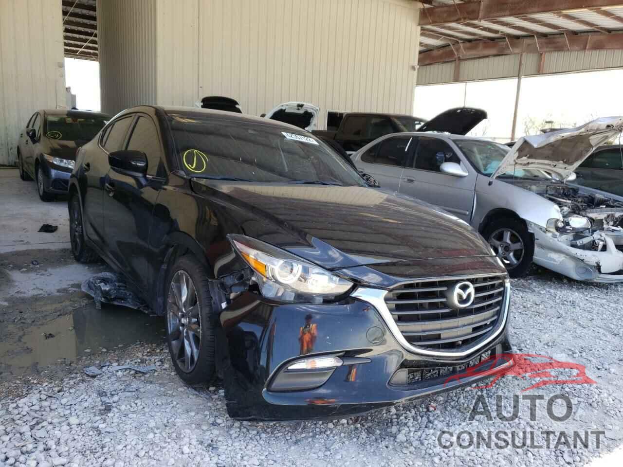 MAZDA 3 2018 - 3MZBN1V36JM255363