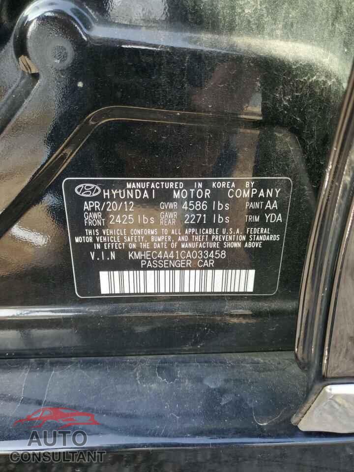 HYUNDAI SONATA 2012 - KMHEC4A41CA033458