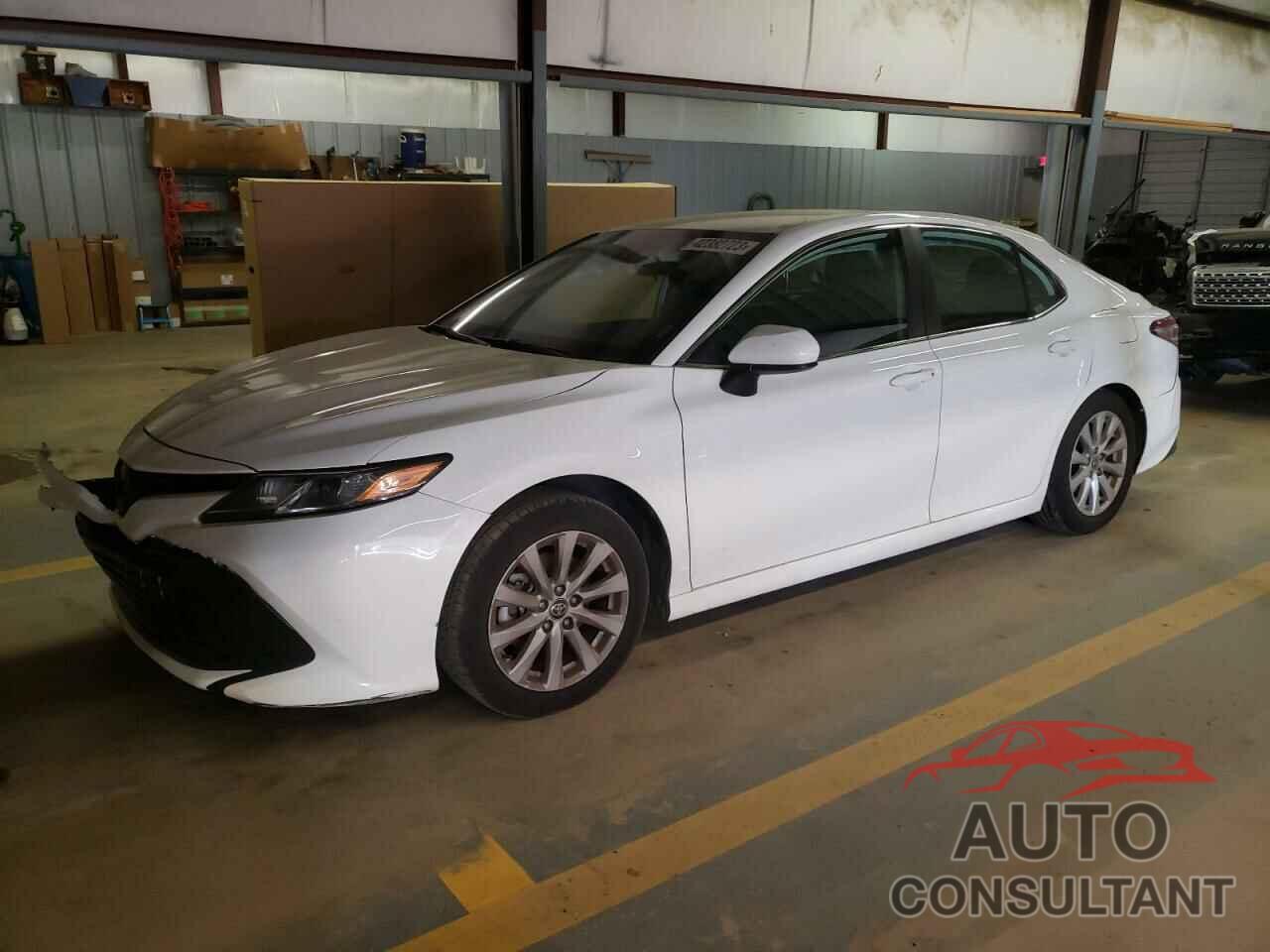 TOYOTA CAMRY 2020 - 4T1C11AK6LU358941