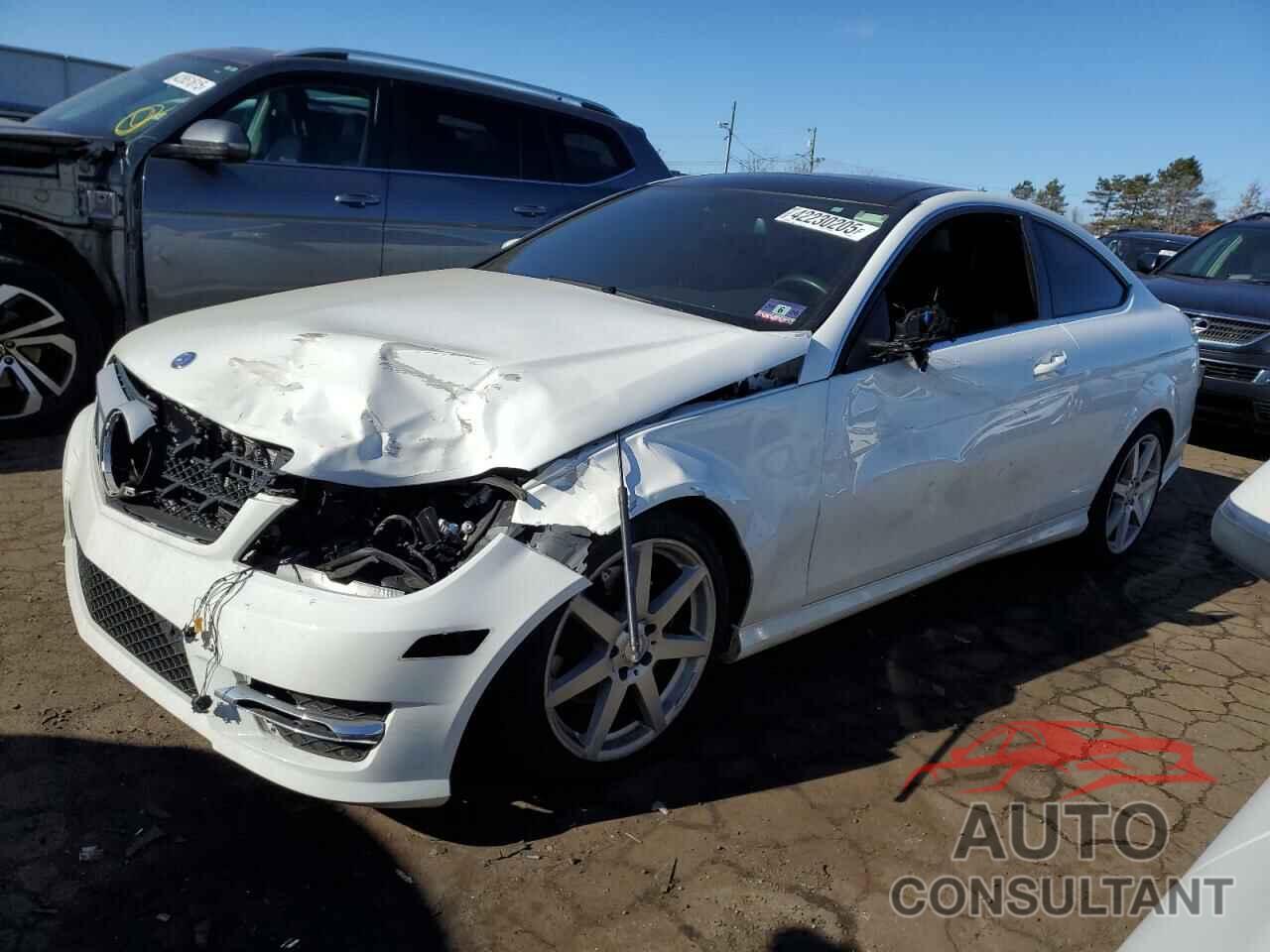 MERCEDES-BENZ C-CLASS 2013 - WDDGJ8JB0DG058638