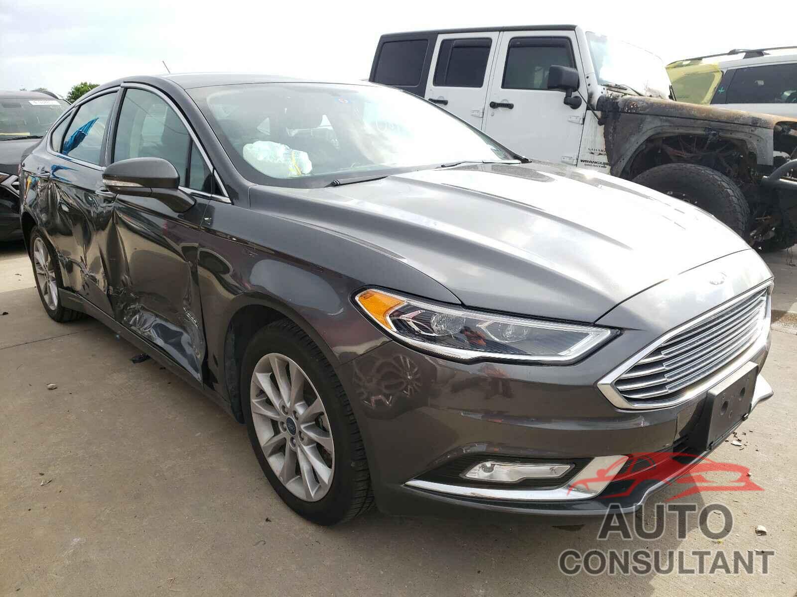 FORD FUSION 2017 - 3FA6P0PUXHR379993
