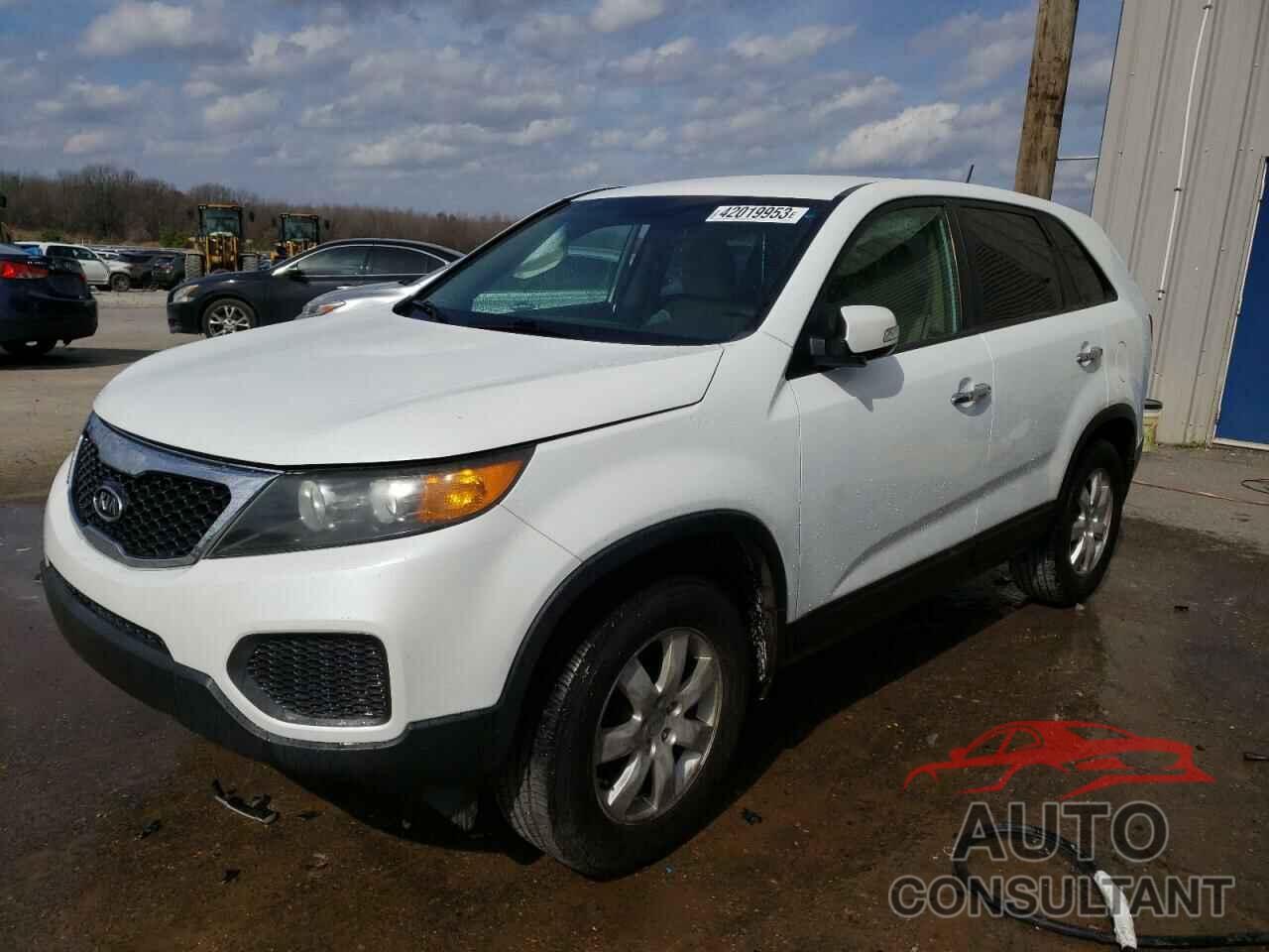 KIA SORENTO 2011 - 5XYKT3A12BG076373