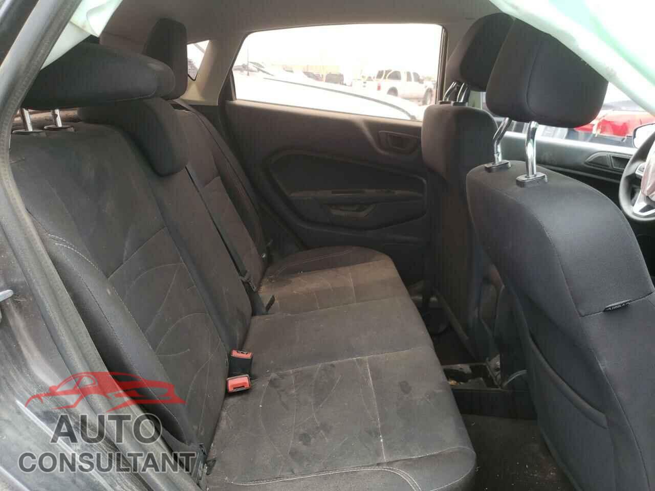 FORD FIESTA 2018 - 3FADP4EJ0JM126482