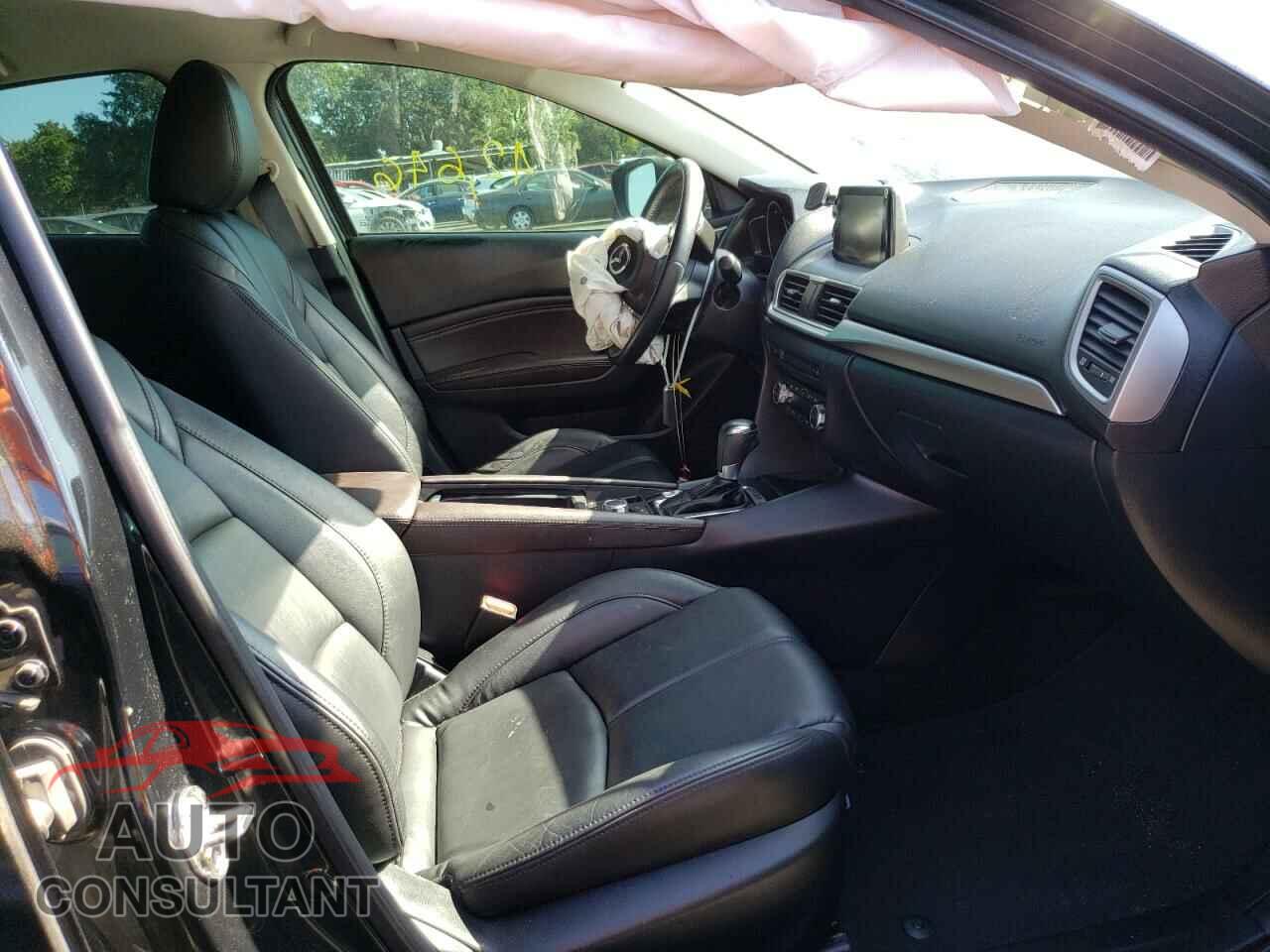 MAZDA 3 2017 - 3MZBN1V76HM128044