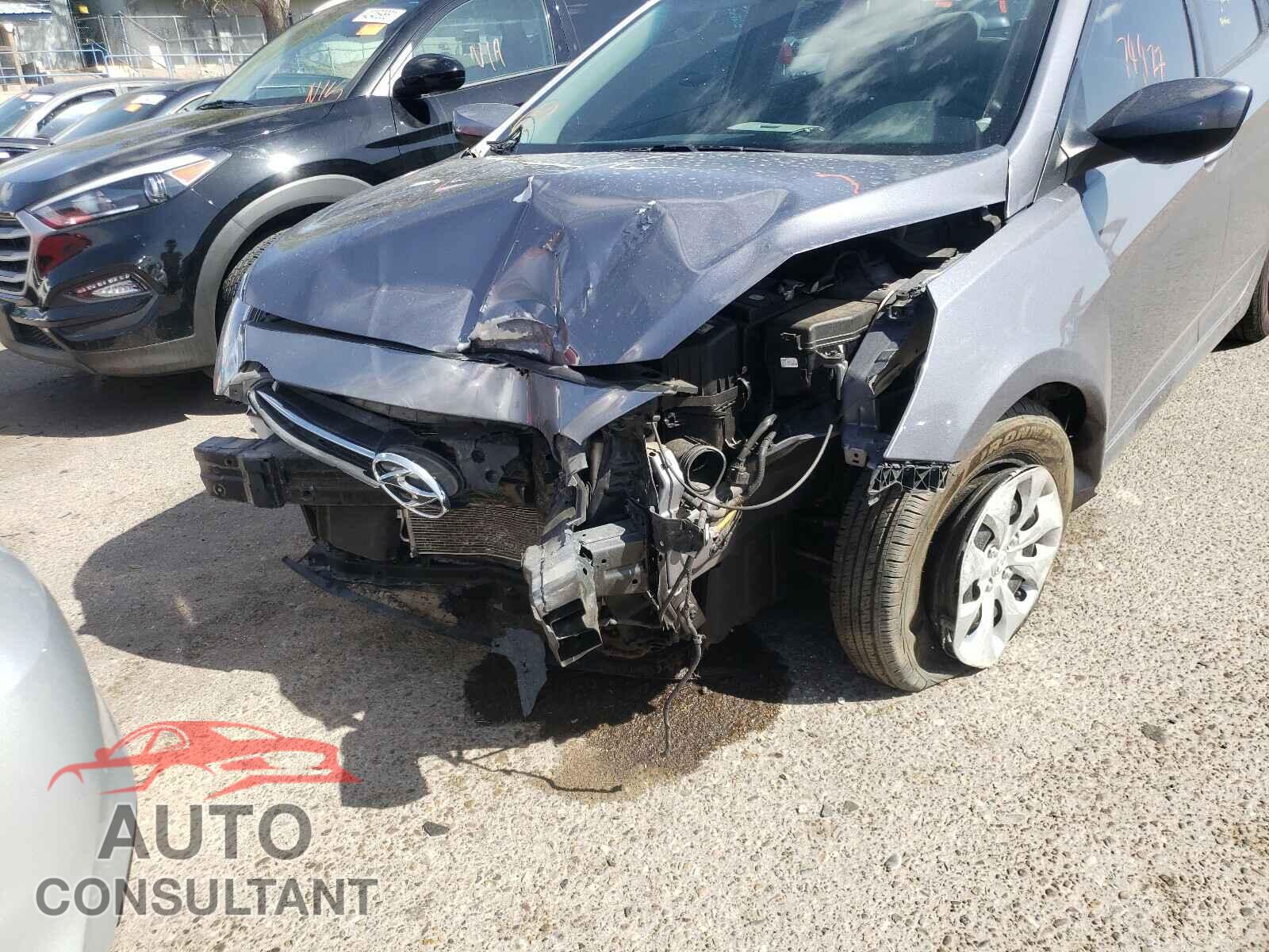 HYUNDAI ACCENT 2017 - KMHCT4AE1HU272580