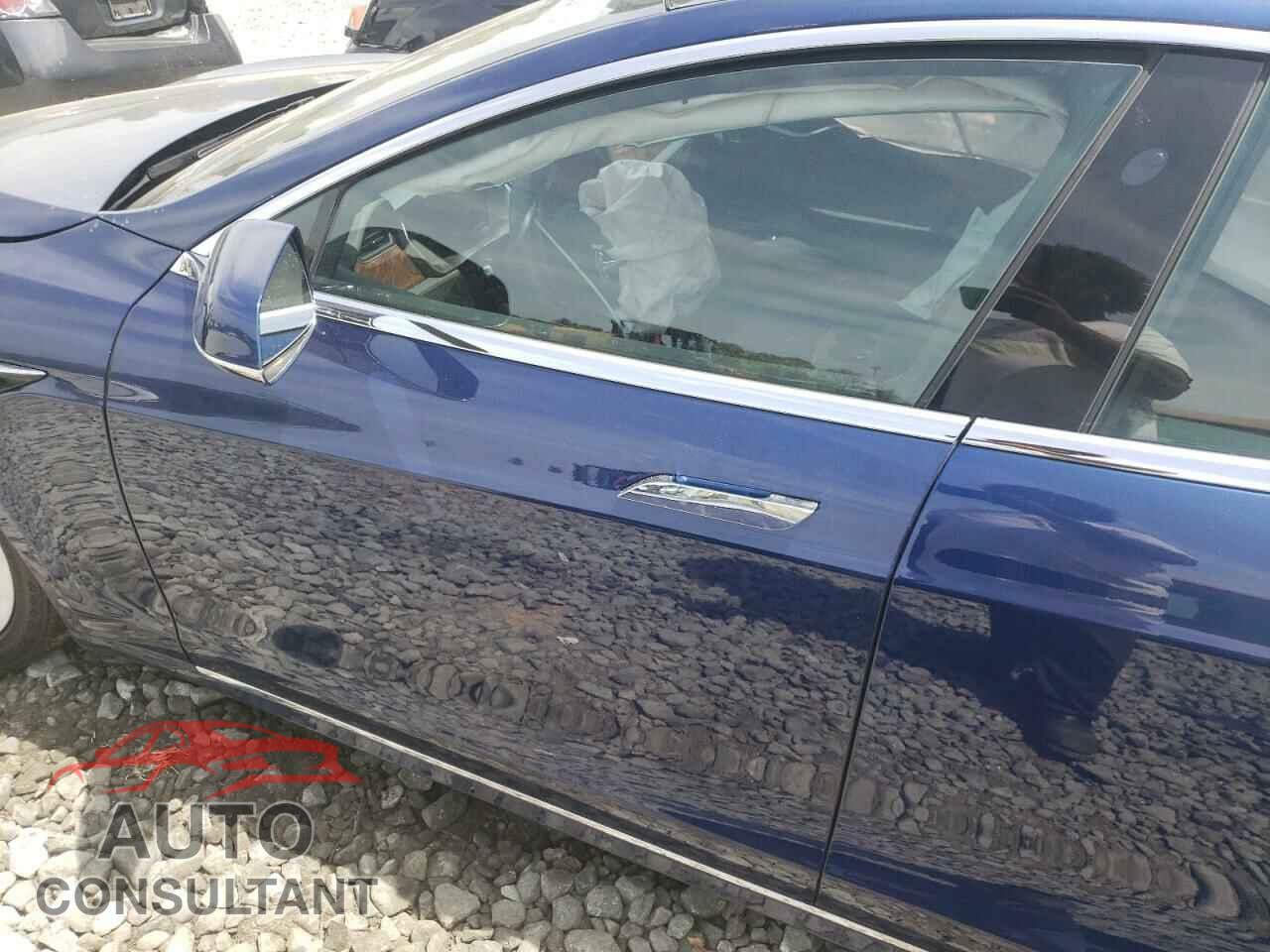 TESLA MODEL S 2019 - 5YJSA1E21KF332524