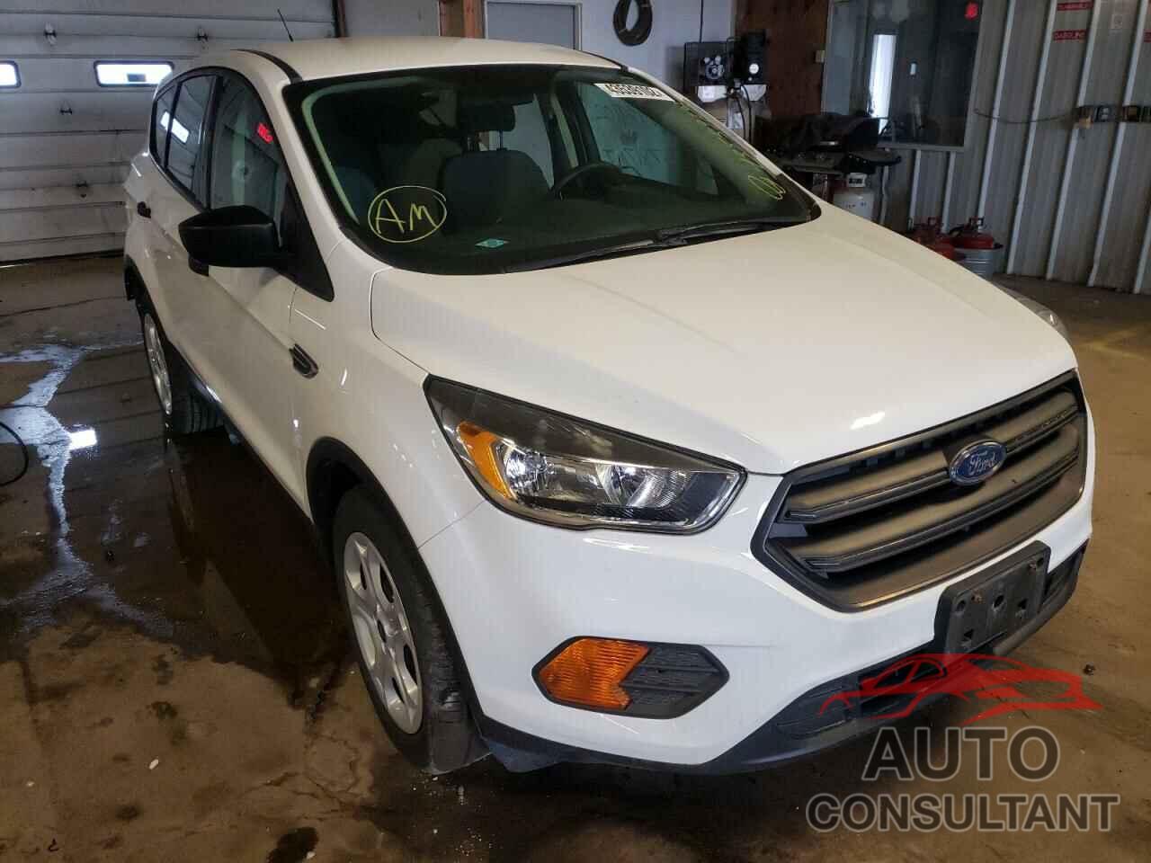 FORD ESCAPE 2017 - 1FMCU0F70HUC20485