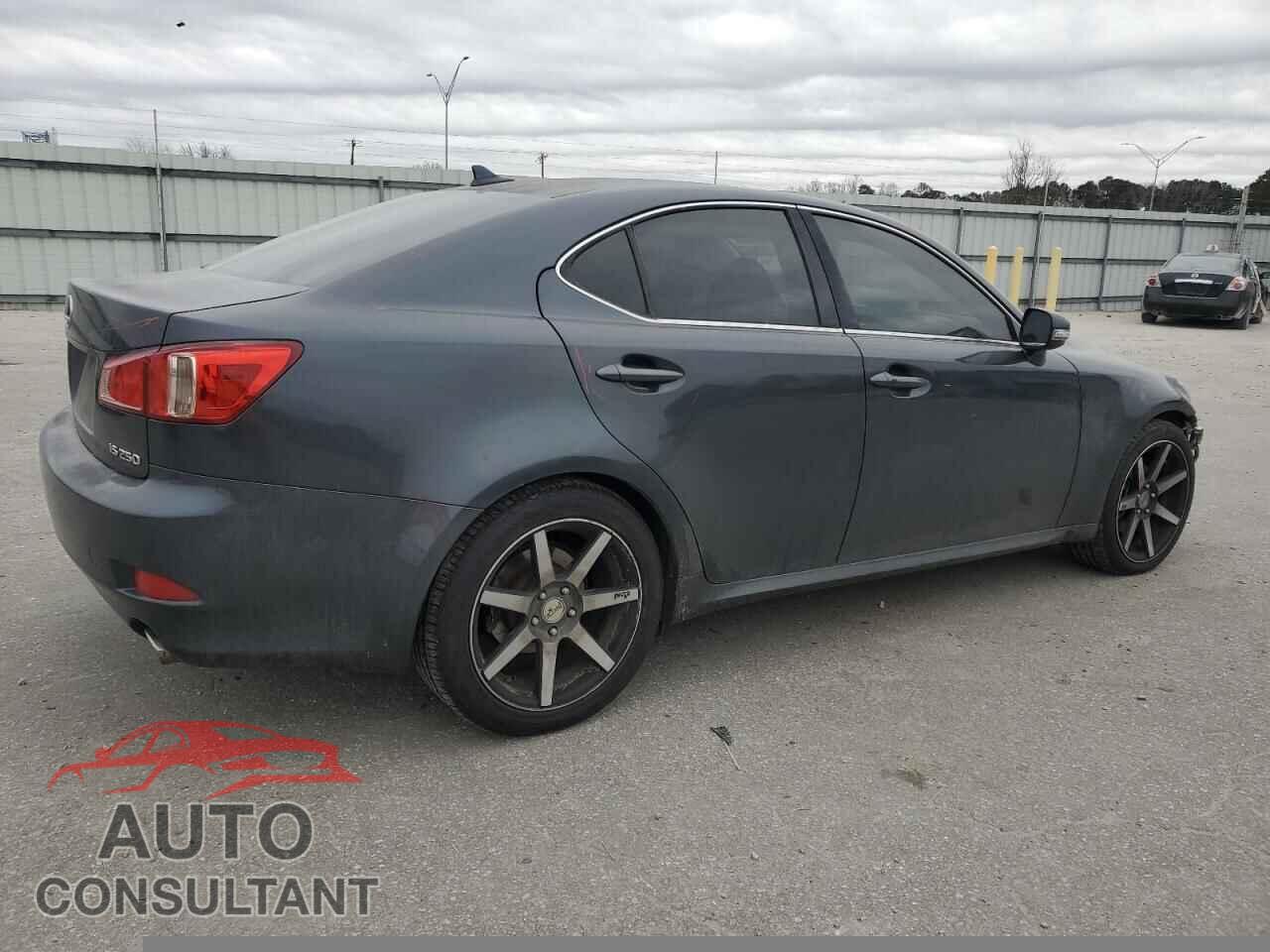 LEXUS IS 2011 - JTHBF5C24B5145113