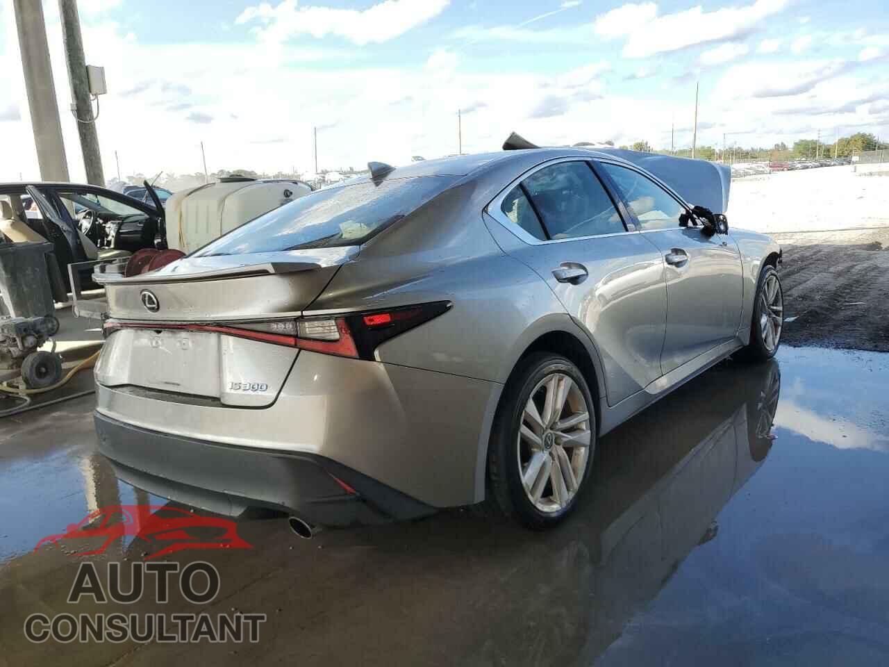 LEXUS IS 2021 - JTHAA1D29M5116517