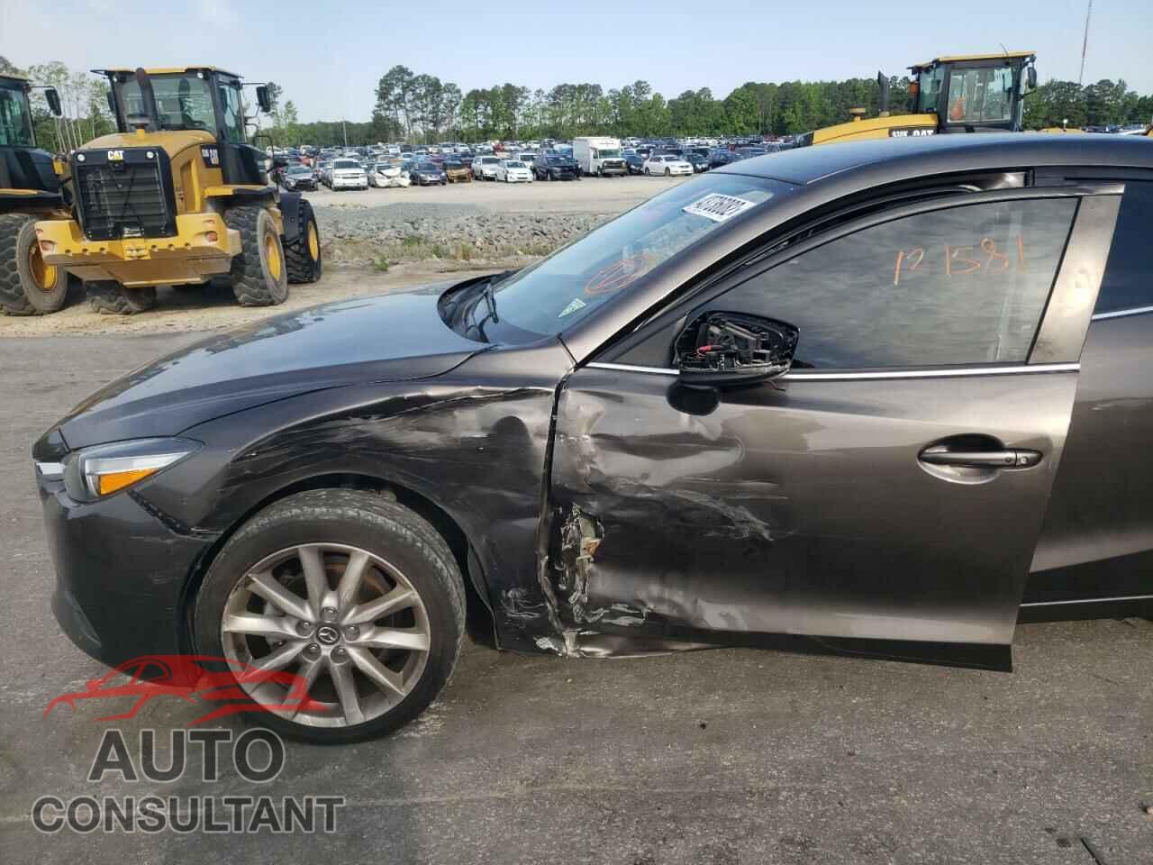 MAZDA 3 2017 - 3MZBN1V74HM106592
