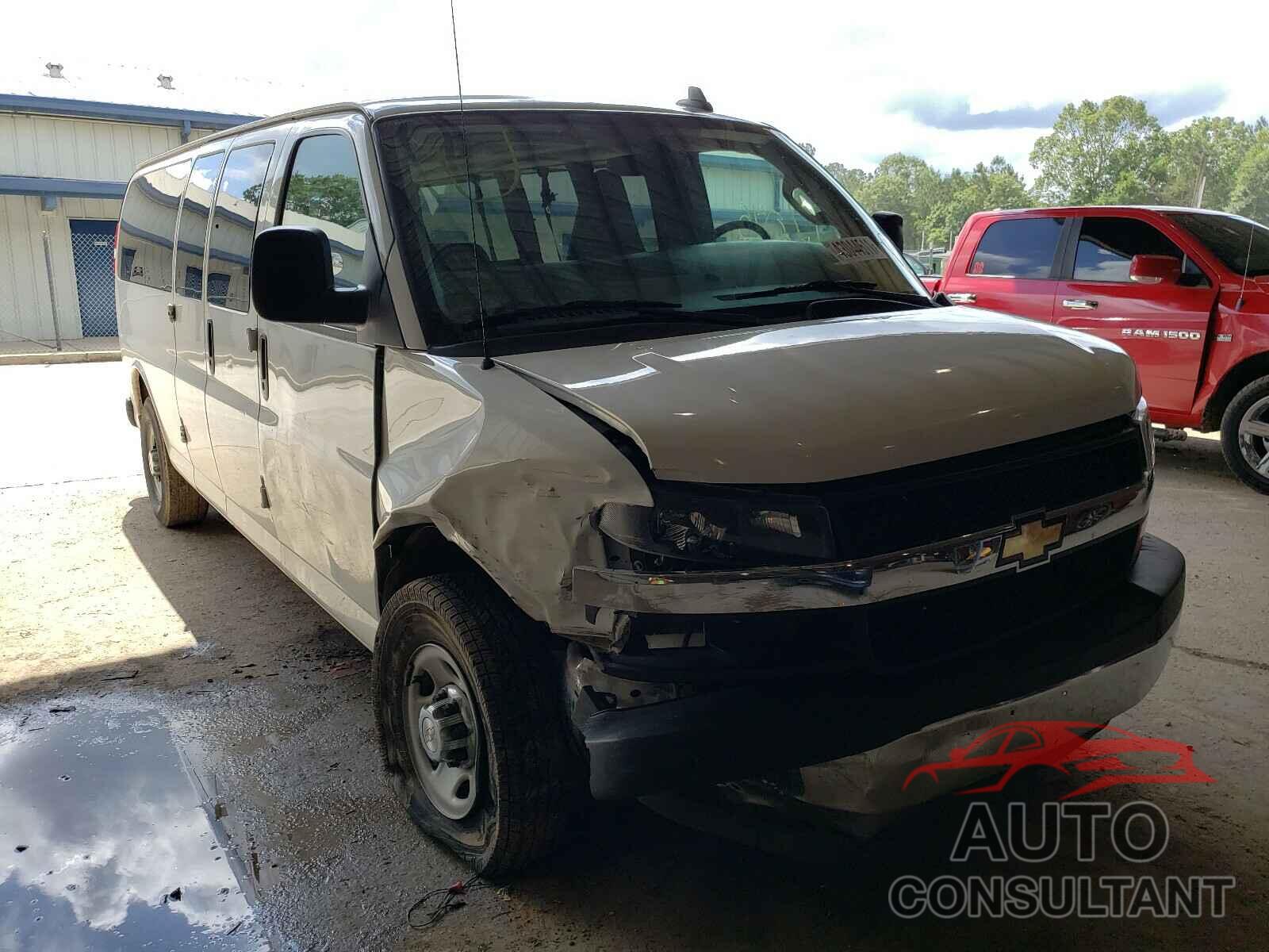 CHEVROLET EXPRESS 2017 - 1GAZGPFG3H1196627