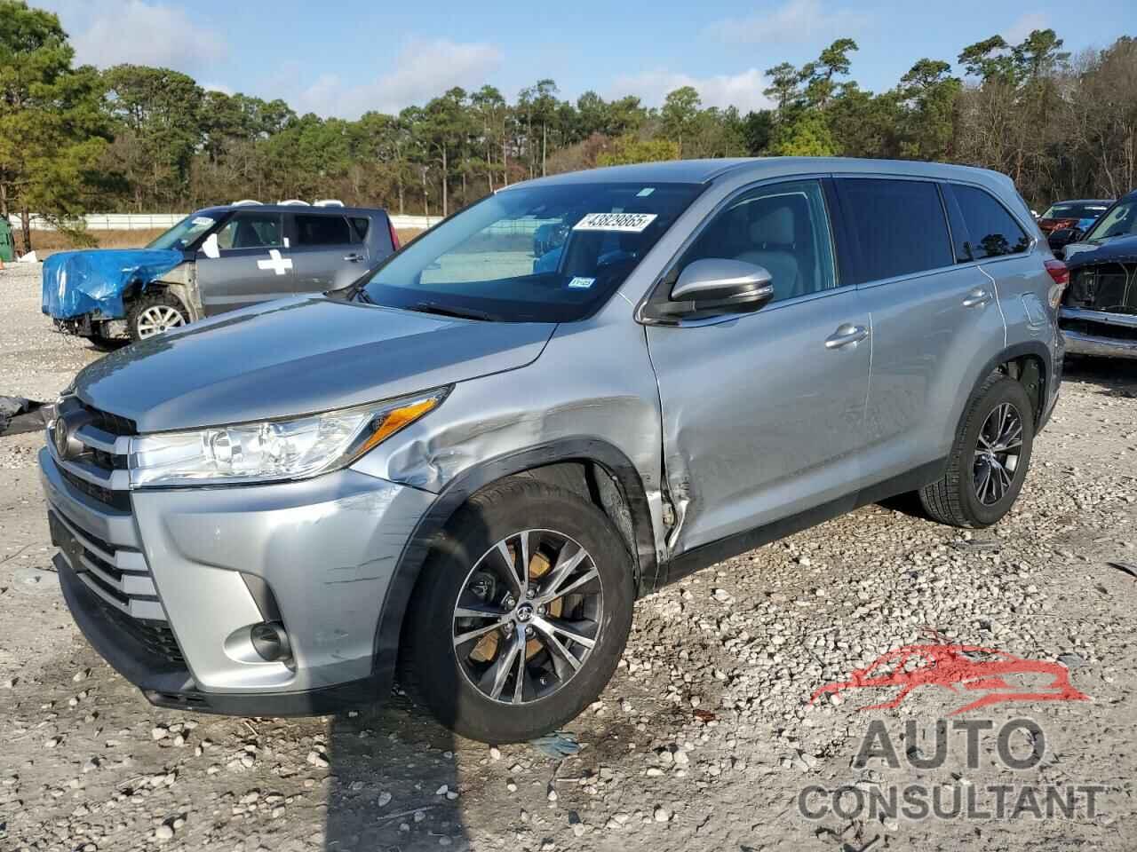 TOYOTA HIGHLANDER 2019 - 5TDZZRFH3KS290216