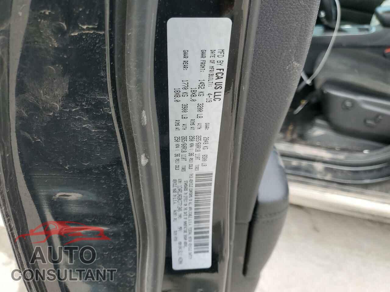 DODGE DURANGO 2019 - 1C4RDJAG9KC771345
